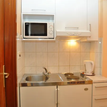 Apartment Ljuba *