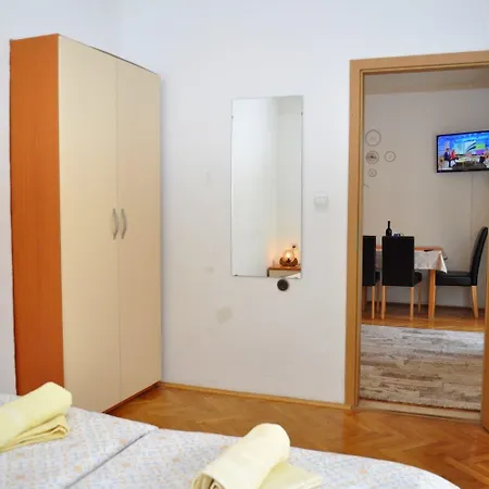 Apartment Ljuba *