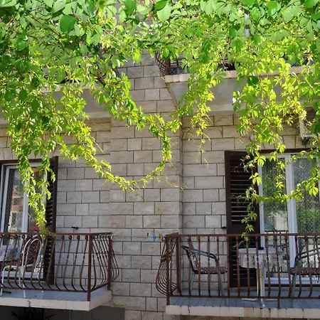 Apartment Ljuba