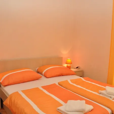 Ljuba Apartment *