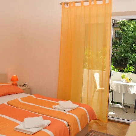 Ljuba Apartment Makarska
