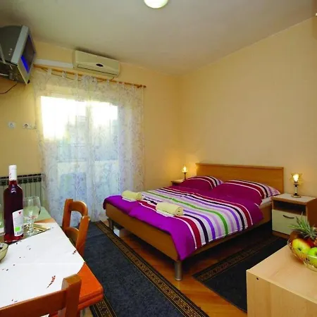 Apartment Ljuba
