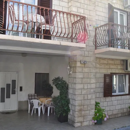 Apartment Ljuba Makarska